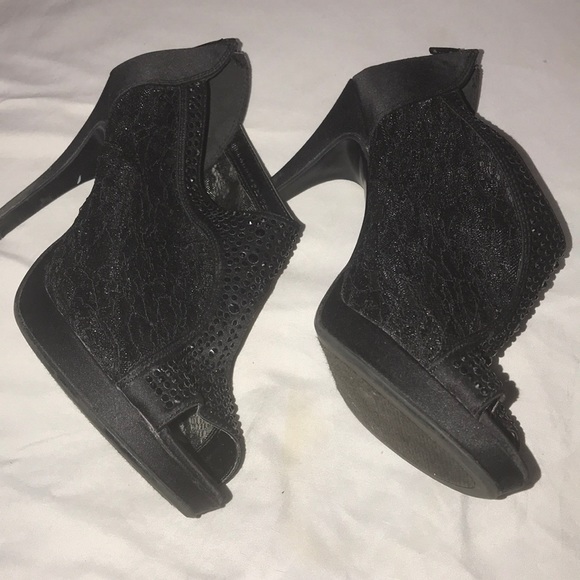 Very Cherry Black Lace and Rhinestone Heels - Picture 2 of 8